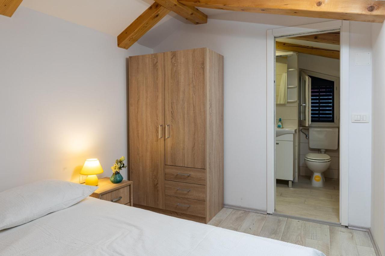 Holiday Home Anamarija Кавтат Екстериор снимка